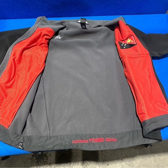 THE NORTH FACE Coat - 7 SUMMITS SERIES PROJECT CARSTENSZ PYRAMID - Men’s Large - Picture 3 of 8